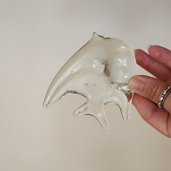 Clear Glass Fish Angelfish Paperweight Trinket Shelf Sitter Blown Glass - Picture 3 of 4